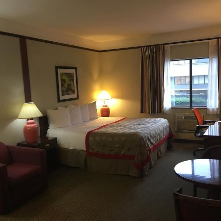 Ramada By Wyndham Portland Airport Hotel Luaran gambar