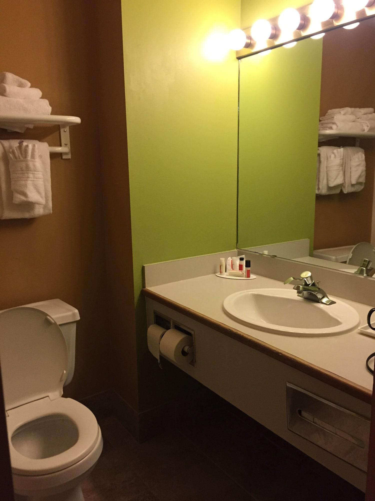 Ramada By Wyndham Portland Airport Hotel Luaran gambar