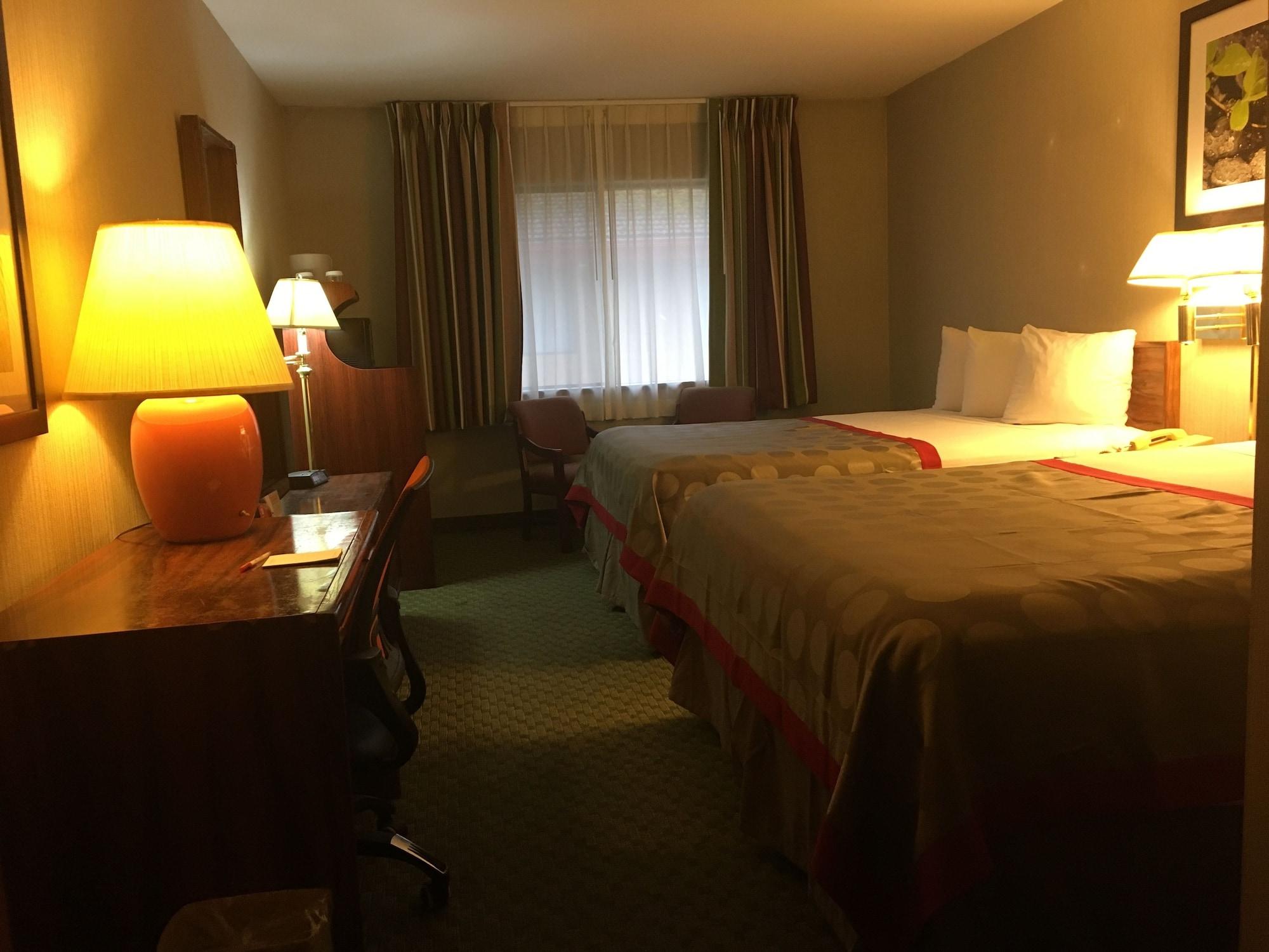 Ramada By Wyndham Portland Airport Hotel Luaran gambar