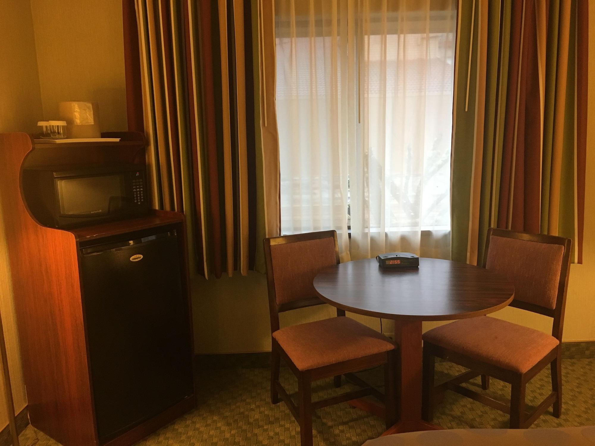 Ramada By Wyndham Portland Airport Hotel Luaran gambar