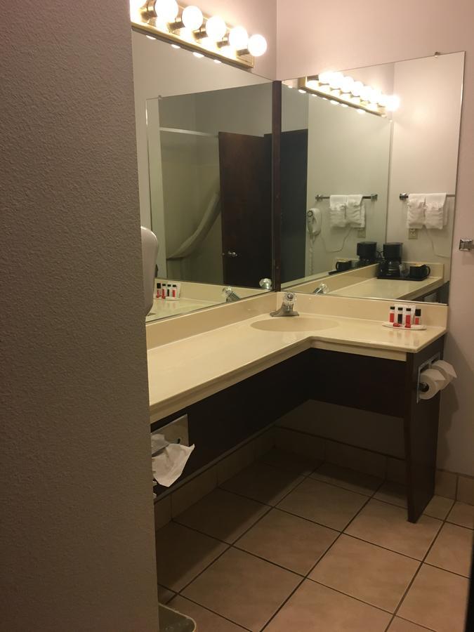 Ramada By Wyndham Portland Airport Hotel Luaran gambar