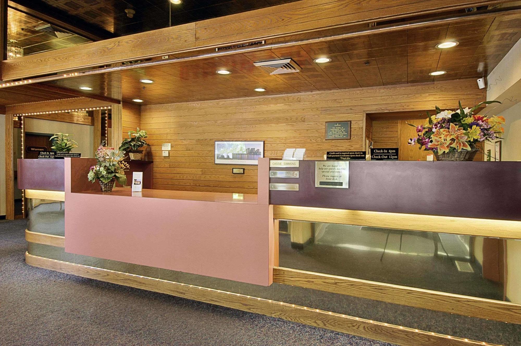 Ramada By Wyndham Portland Airport Hotel Luaran gambar